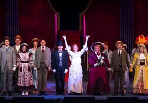 Hello, Dolly! Set Crew